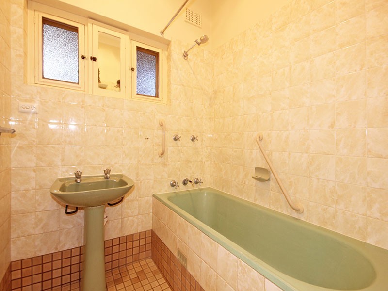 113 Avenue Road, Clarence Gardens SA 5039