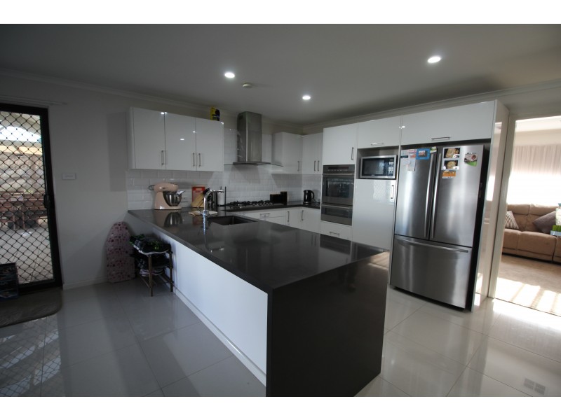 4 Candy Court, Paralowie SA 5108