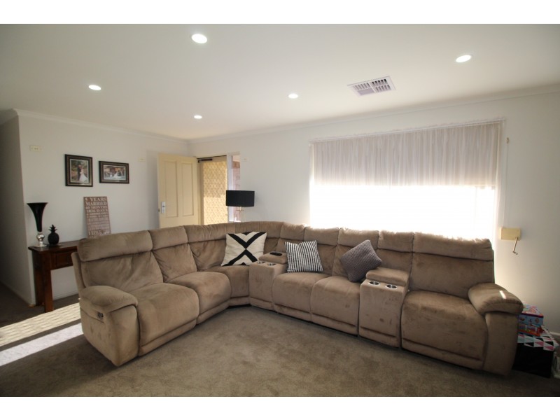 4 Candy Court, Paralowie SA 5108