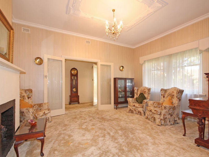 8 Fraser Street, Lower Mitcham SA 5062