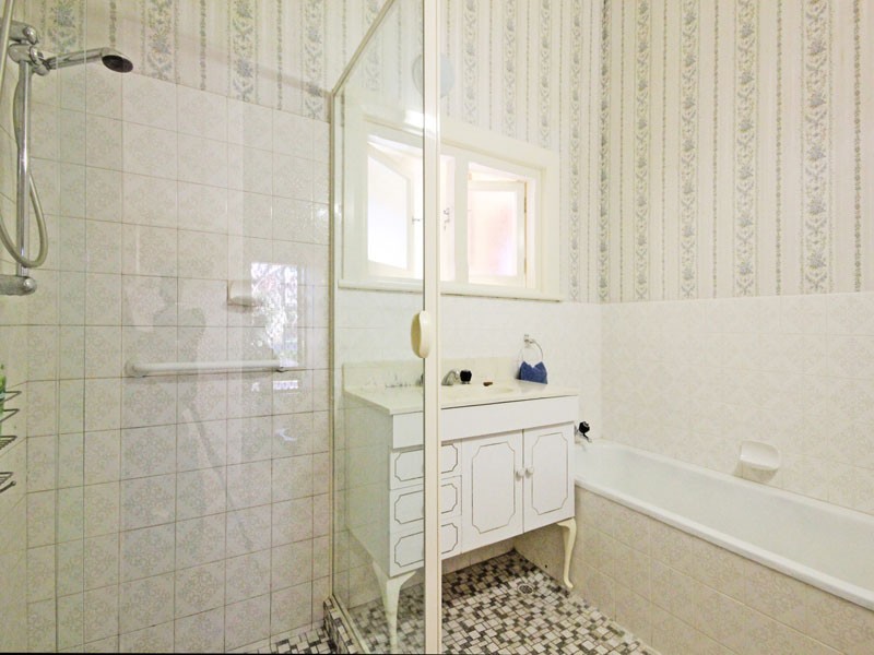 8 Fraser Street, Lower Mitcham SA 5062