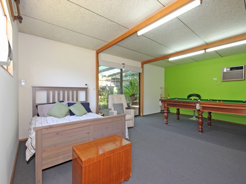 8 Fraser Street, Lower Mitcham SA 5062