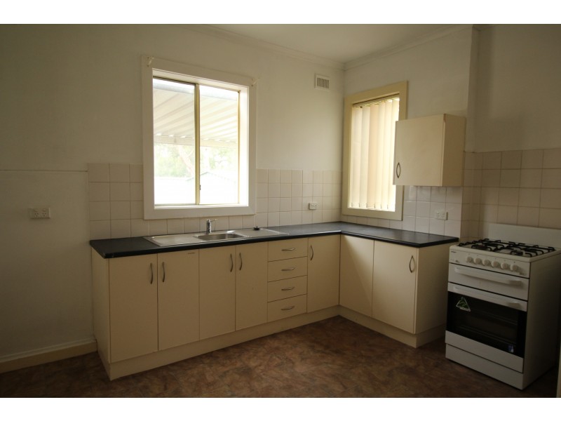 8 Alexander Grove, Woodville Gardens SA 5012