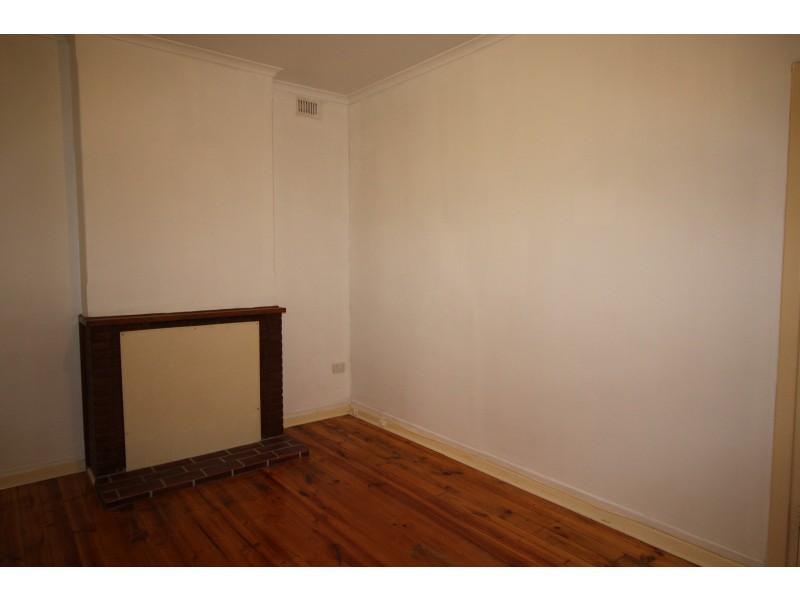 8 Alexander Grove, Woodville Gardens SA 5012