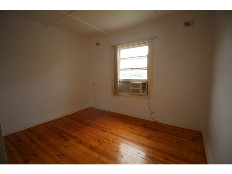 8 Alexander Grove, Woodville Gardens SA 5012