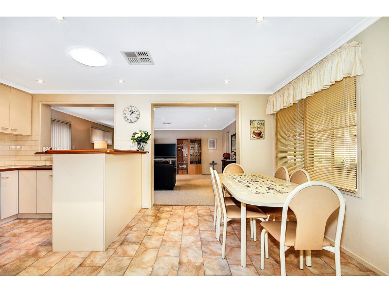 9 Sir Claud Gibb Street, North Haven SA 5018