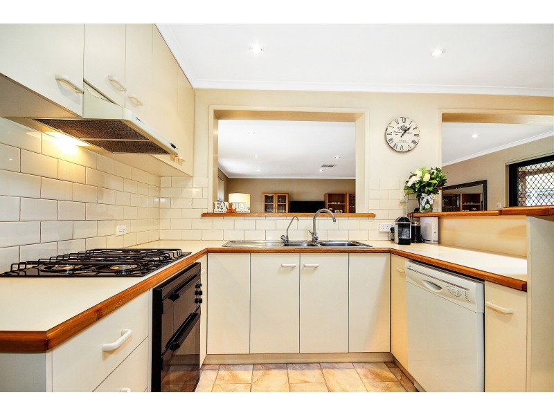 9 Sir Claud Gibb Street, North Haven SA 5018