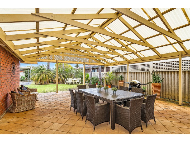 9 Sir Claud Gibb Street, North Haven SA 5018