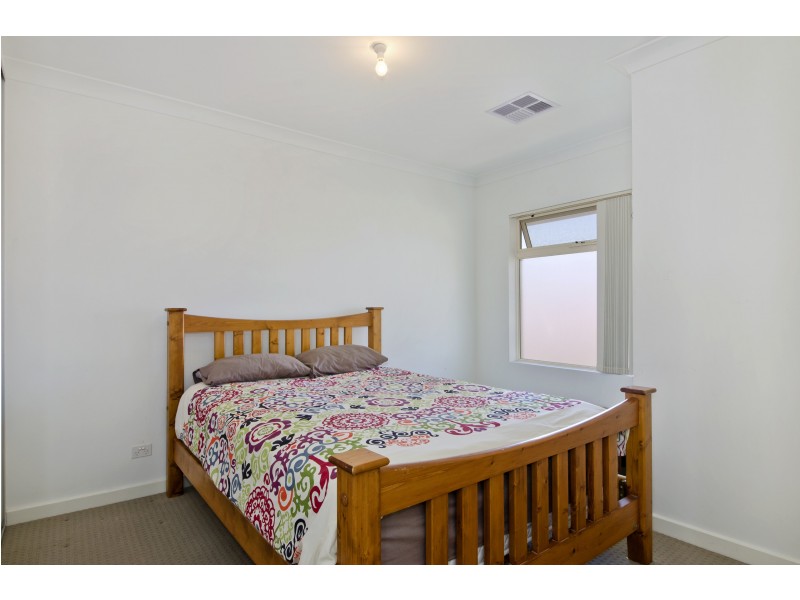 2/18 Quintus Terrace, Dover Gardens SA 5048