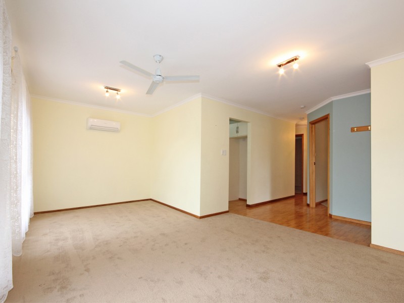 10 Sandison Avenue, Park Holme SA 5043