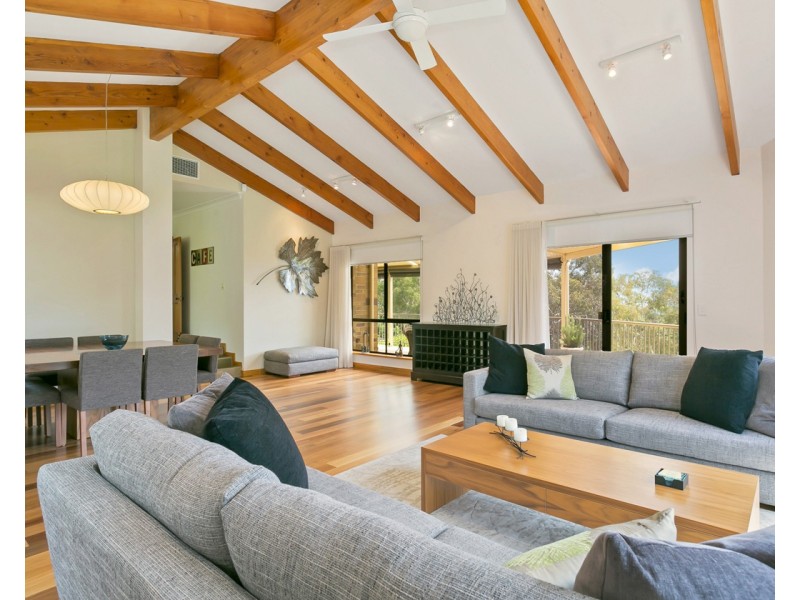 15 Bishop Street, Skye SA 5072