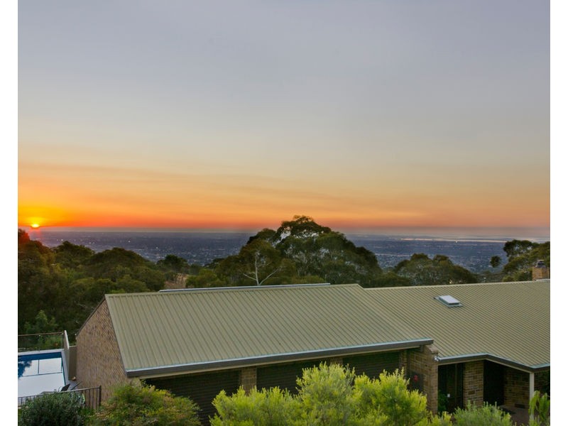 15 Bishop Street, Skye SA 5072