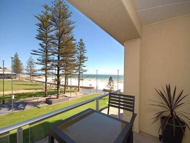 213/19 Holdfast Promenade, Glenelg SA 5045