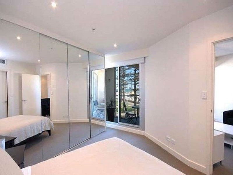 213/19 Holdfast Promenade, Glenelg SA 5045