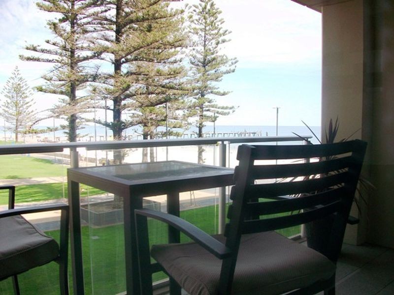 213/19 Holdfast Promenade, Glenelg SA 5045