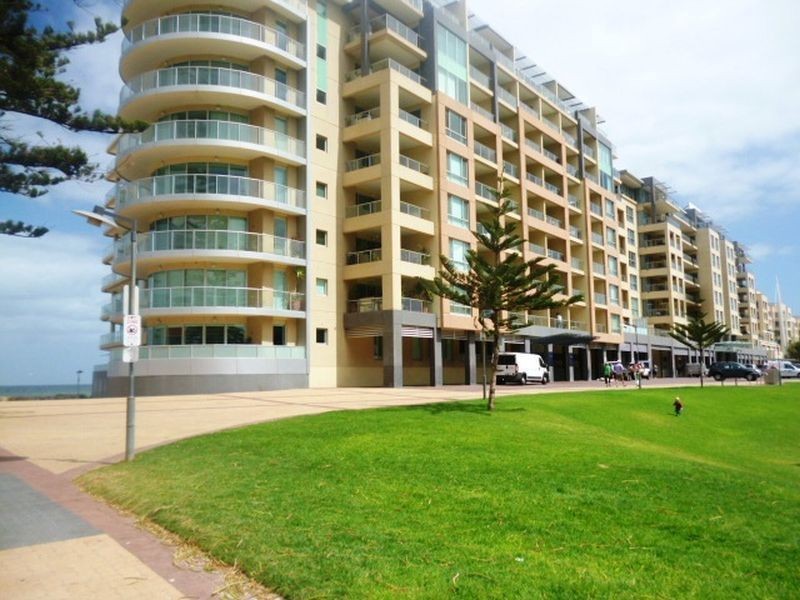 213/19 Holdfast Promenade, Glenelg SA 5045