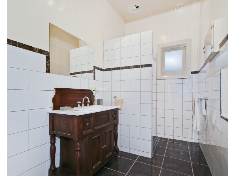 8 Donald Street, St Marys SA 5042