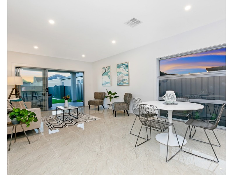 21B Sampson Road, Mitchell Park SA 5043