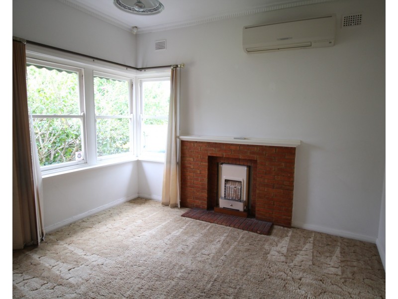 17 Mathias Avenue, Cumberland Park SA 5041