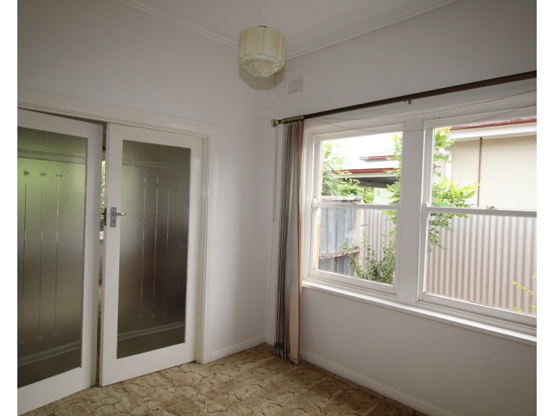 17 Mathias Avenue, Cumberland Park SA 5041