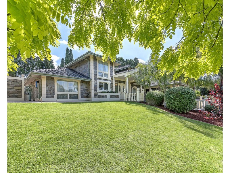 32 Immanuel Drive, Greenwith SA 5125