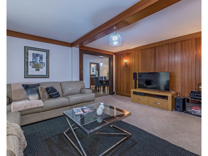 32 Immanuel Drive, Greenwith SA 5125