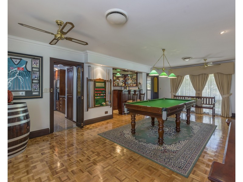 32 Immanuel Drive, Greenwith SA 5125