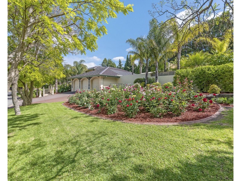 32 Immanuel Drive, Greenwith SA 5125