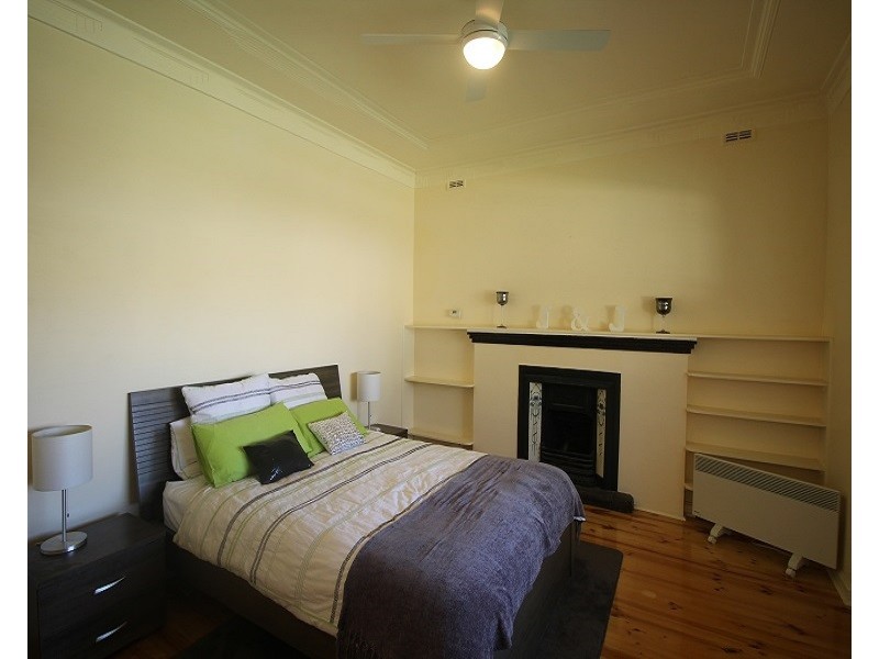 33 Clovelly Avenue, Clarence Gardens SA 5039