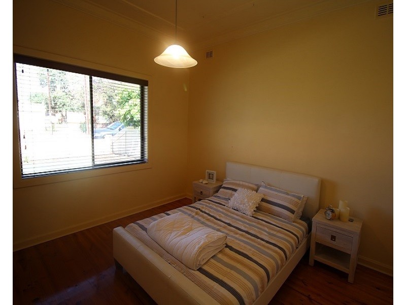 33 Clovelly Avenue, Clarence Gardens SA 5039