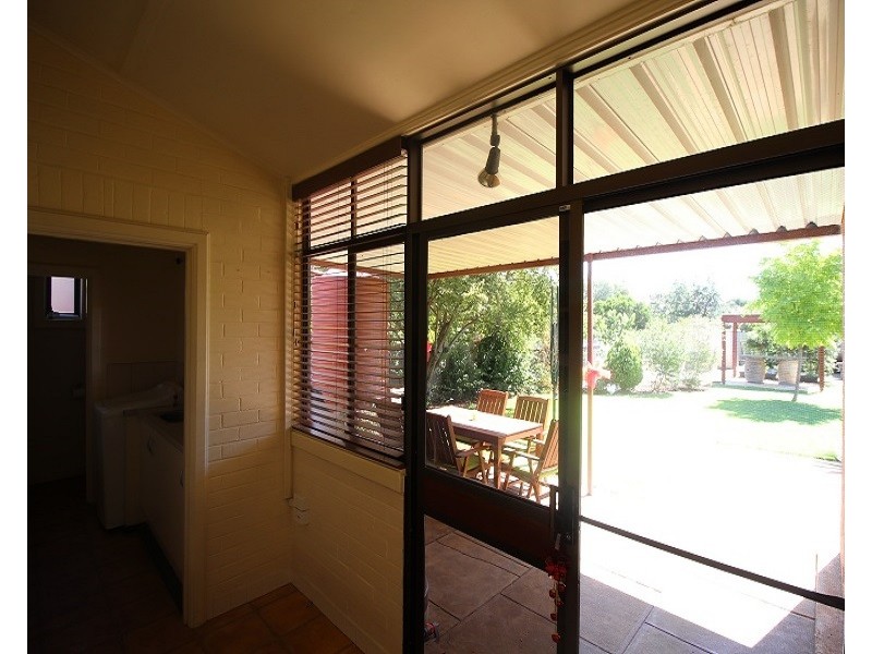 33 Clovelly Avenue, Clarence Gardens SA 5039