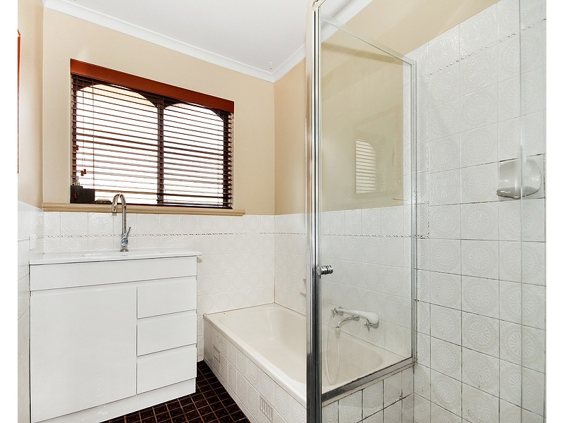 12 Renwick Street, Flagstaff Hill SA 5159