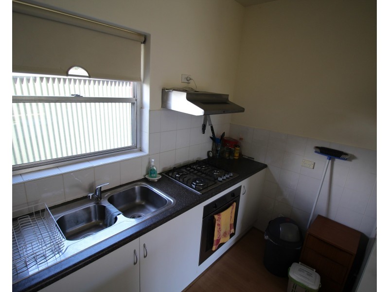 2/24  Kelvin Road, Bedford Park SA 5042