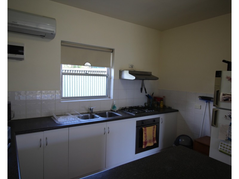 2/24  Kelvin Road, Bedford Park SA 5042