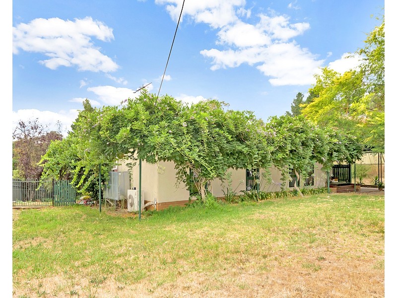 19 Pine Avenue, Hahndorf SA 5245