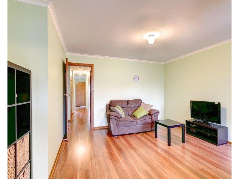 1/8 Jacqueline Avenue, Woodcroft SA 5162