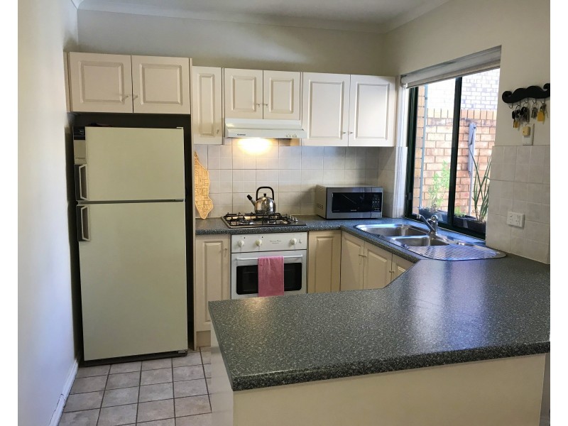 4/4 Falcon Avenue, Mile End SA 5031