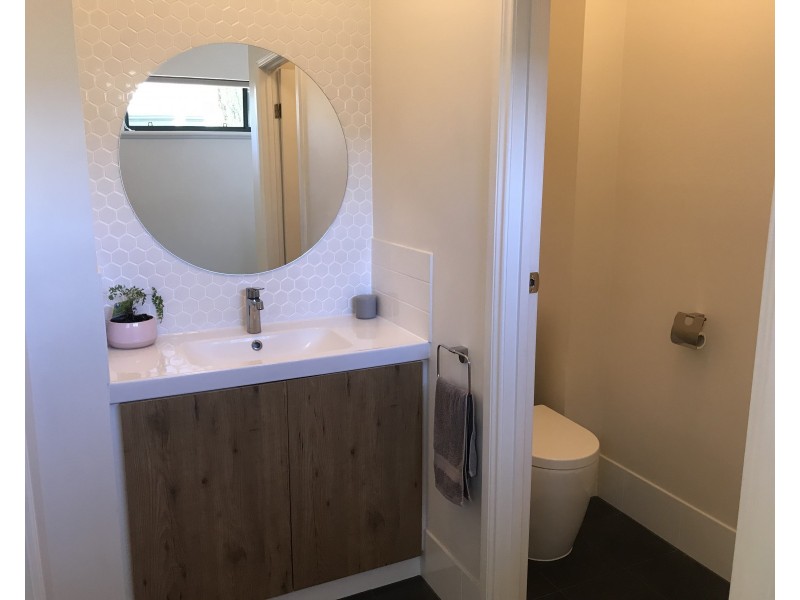 4/4 Falcon Avenue, Mile End SA 5031