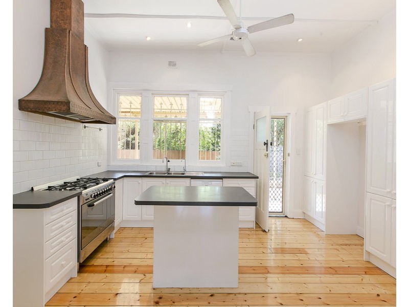 2 Grantley Avenue, Millswood SA 5034