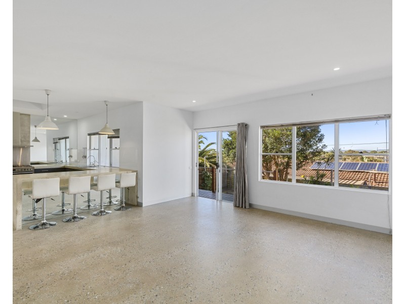 470b Seaview Road, Henley Beach SA 5022