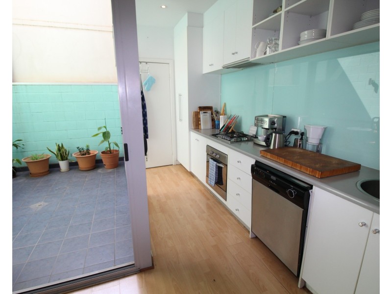 4 Pistrina Court, Adelaide SA 5000
