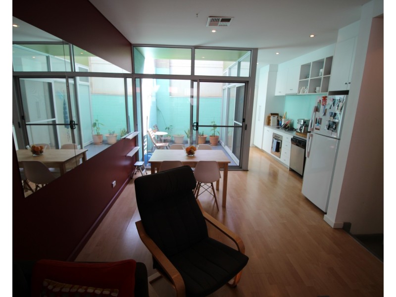 4 Pistrina Court, Adelaide SA 5000