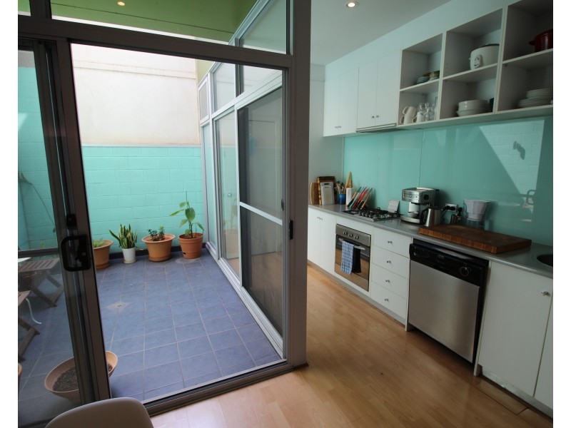 4 Pistrina Court, Adelaide SA 5000