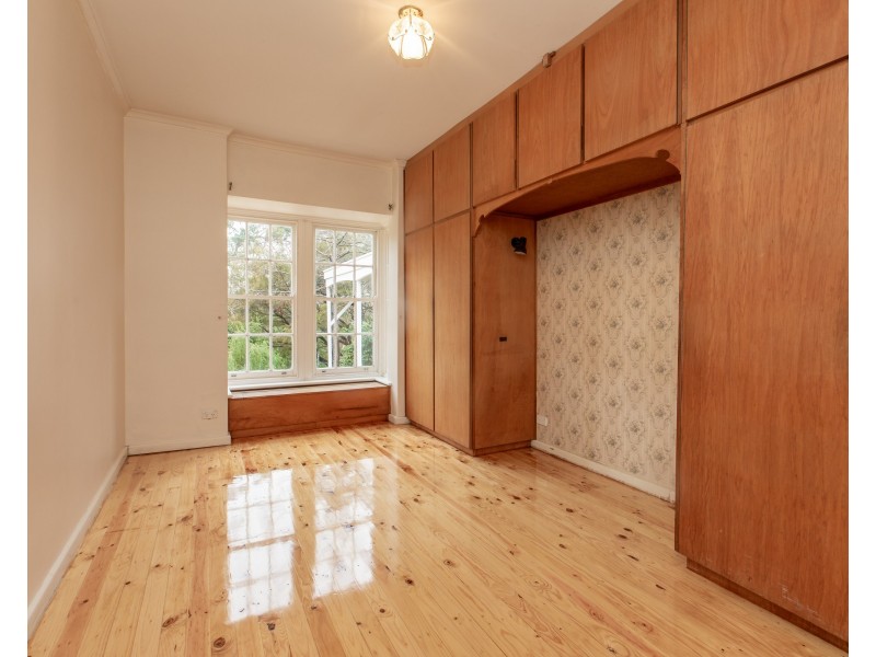 9 Castle Close, Crafers West SA 5152