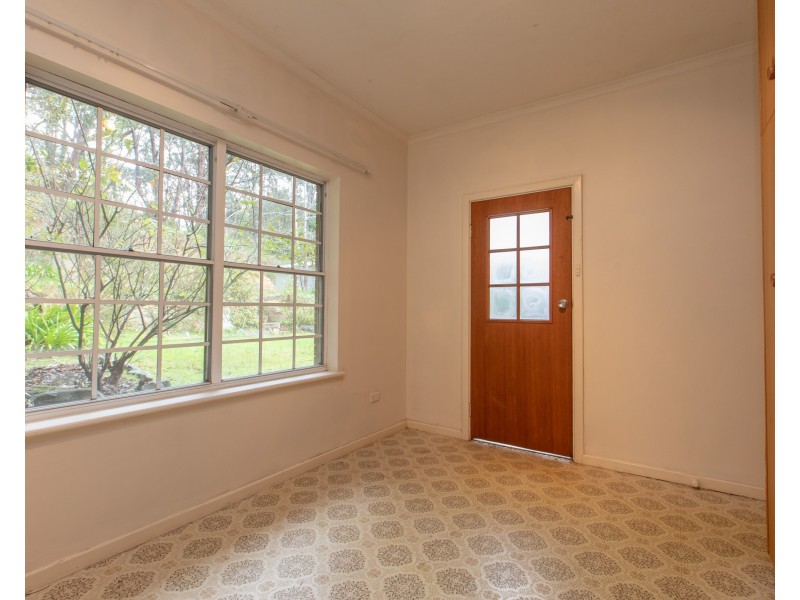 9 Castle Close, Crafers West SA 5152