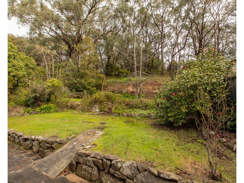 9 Castle Close, Crafers West SA 5152