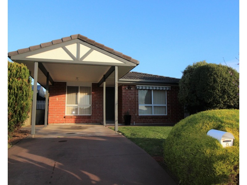 9 Champagne Crecsent, Woodcroft SA 5162