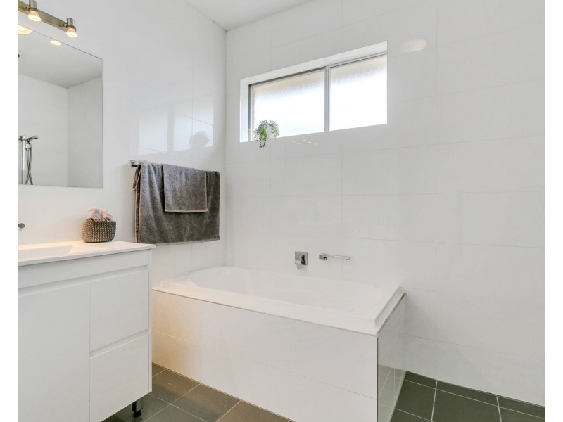 30 Davenport Terrace, Seacliff Park SA 5049