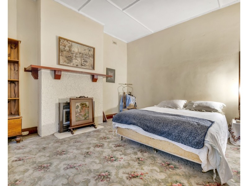 4 Rothermore Street, Cumberland Park SA 5041