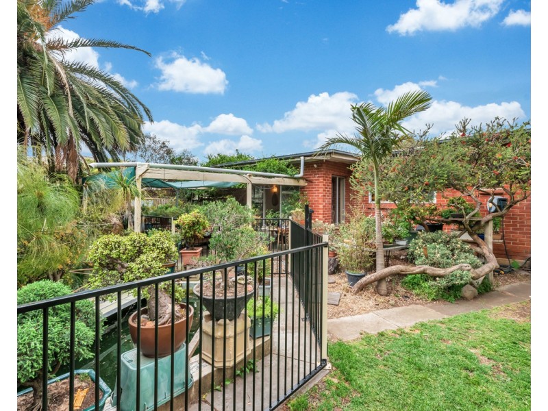 4 Rothermore Street, Cumberland Park SA 5041